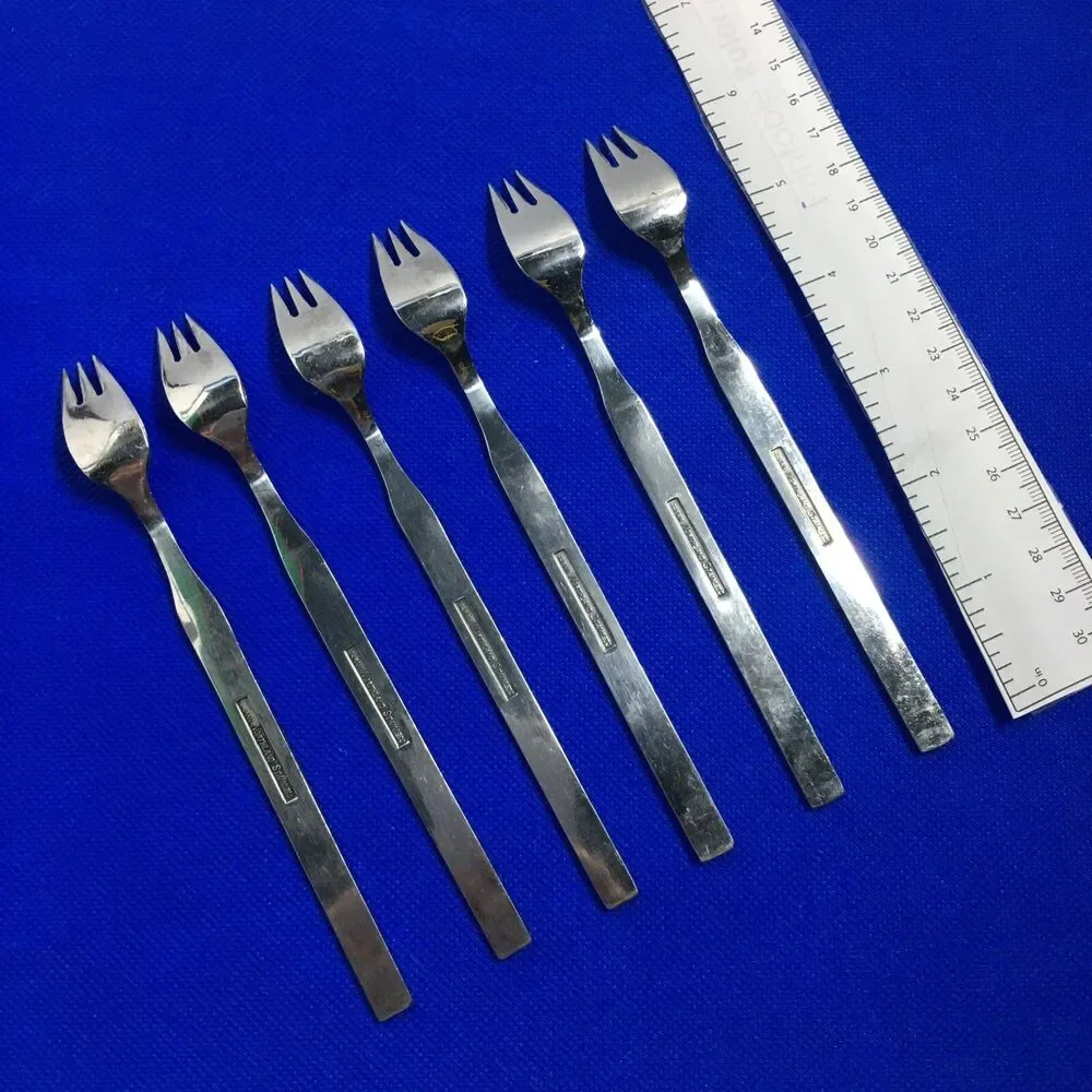 DANISH FLING Cocktail Forks Oneida Stainless 6pc Flatware Hostess Set Matinee